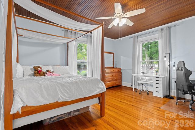 602 N Main Street, Davidson, NC 28036