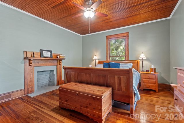 602 N Main Street, Davidson, NC 28036