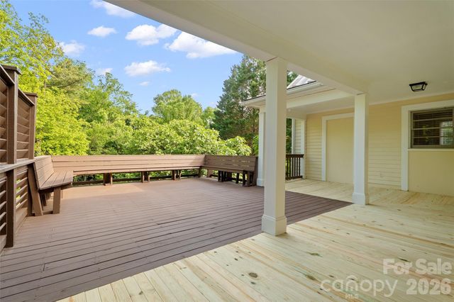 602 N Main Street, Davidson, NC 28036