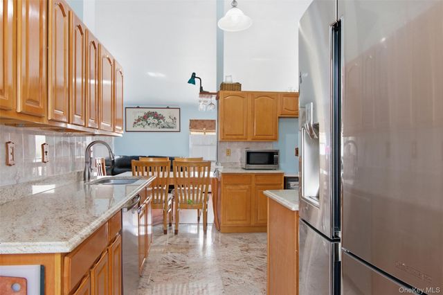 11 Royal Drive, Coram, NY 11727