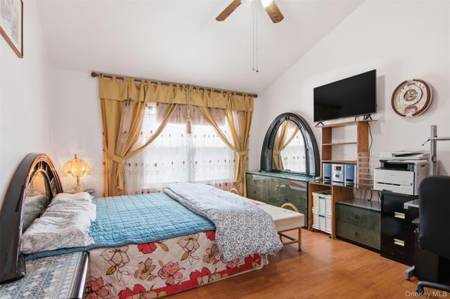 11 Royal Drive, Coram, NY 11727