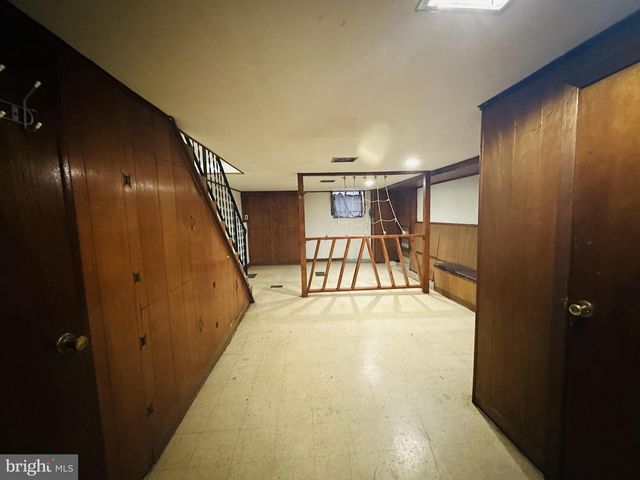 2305 S 9TH ST, Philadelphia, PA 19148