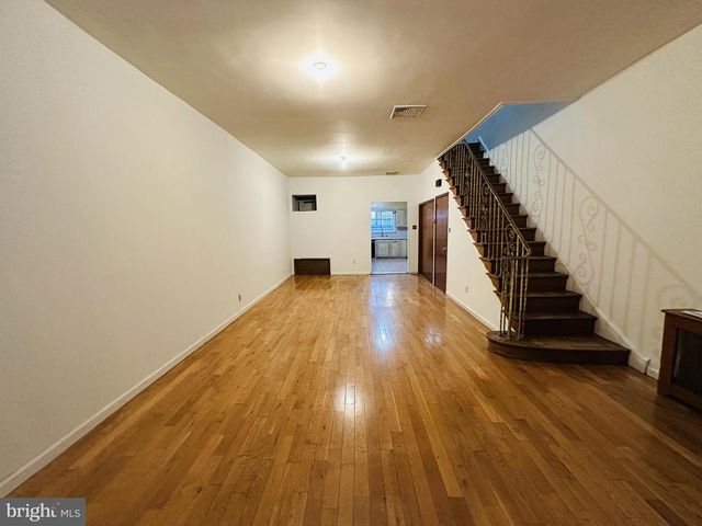 2305 S 9TH ST, Philadelphia, PA 19148