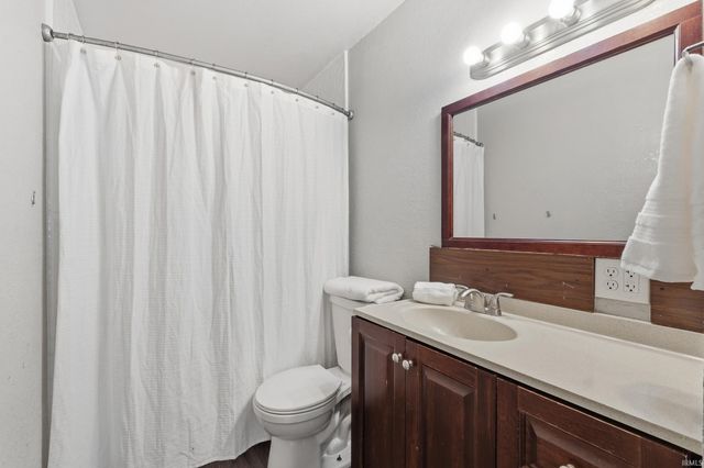 326 W 17 Th Street, Auburn, IN 46706