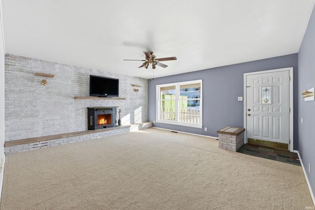 326 W 17 Th Street, Auburn, IN 46706