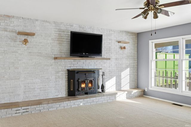 326 W 17 Th Street, Auburn, IN 46706