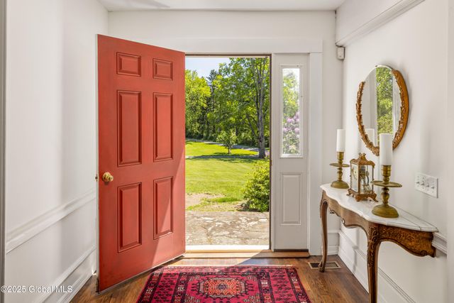 148 Rowe Road, Milan, NY 12571