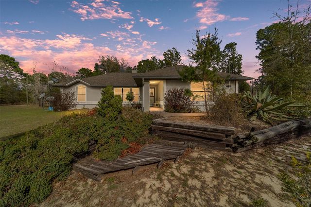 102 WHIRLWIND WAY, Hawthorne, FL 32640