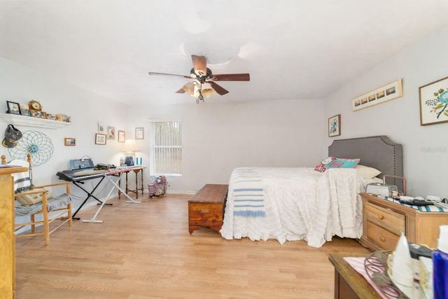 102 WHIRLWIND WAY, Hawthorne, FL 32640