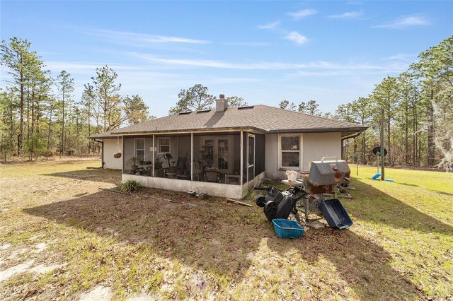 102 WHIRLWIND WAY, Hawthorne, FL 32640