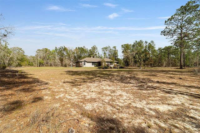 102 WHIRLWIND WAY, Hawthorne, FL 32640