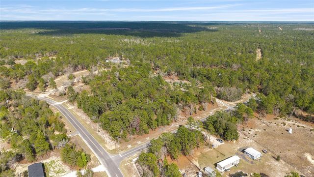 102 WHIRLWIND WAY, Hawthorne, FL 32640