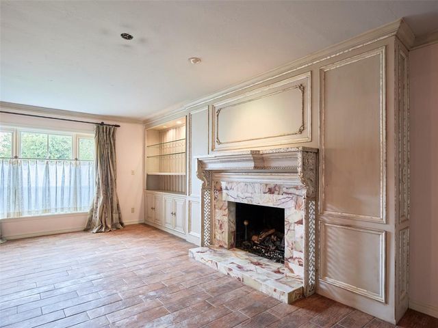 1102 Huntington Avenue, Nichols Hills, OK 73116