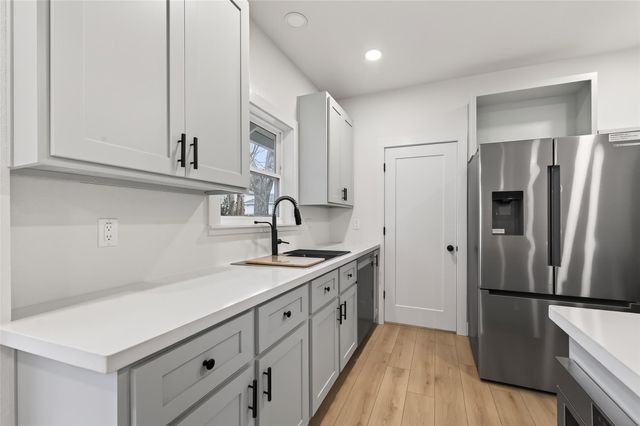 4413 Roseland Street, Houston, TX 77006