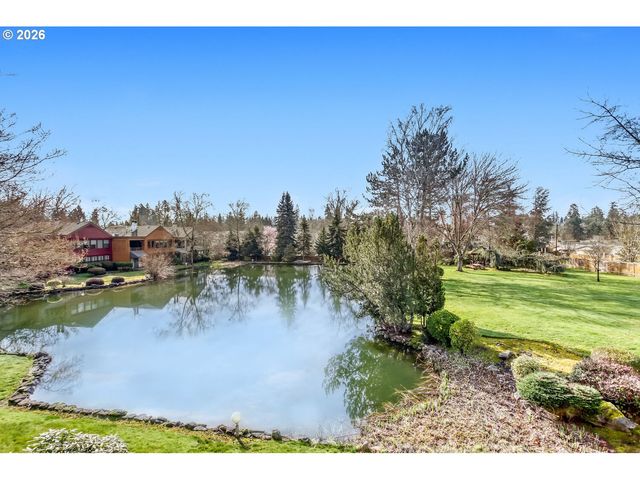 17011 Sw VERSAILLES Ln, Portland, OR 97224