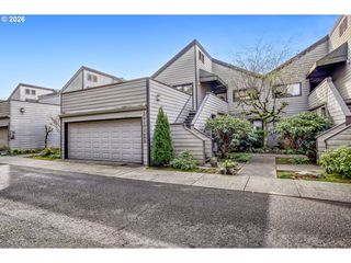 17011 Sw VERSAILLES Ln, Portland, OR 97224