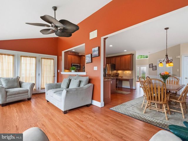 23 L'ENFANT CT, Glen Mills, PA 19342