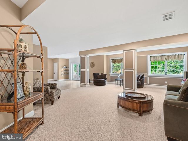 23 L'ENFANT CT, Glen Mills, PA 19342