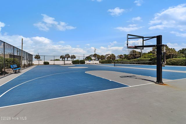 1904 E Fort Macon Road 355, Atlantic Beach, NC 28512