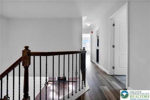 4643 Woodbrush Way, Upper Macungie Twp, PA 18104