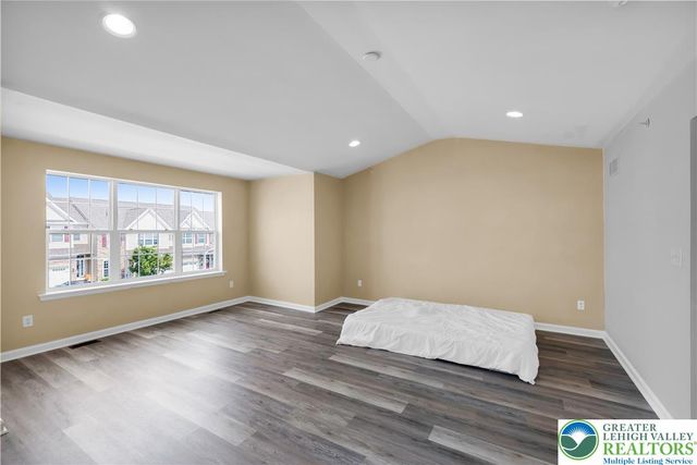 4643 Woodbrush Way, Upper Macungie Twp, PA 18104