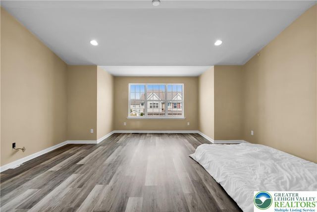 4643 Woodbrush Way, Upper Macungie Twp, PA 18104