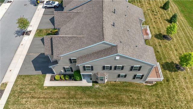 4643 Woodbrush Way, Upper Macungie Twp, PA 18104