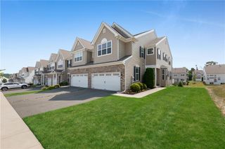 4643 Woodbrush Way, Upper Macungie Twp, PA 18104