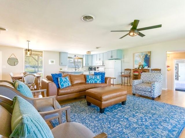 1957 Deer Trail Road, Possum Kingdom Lake, TX 76449