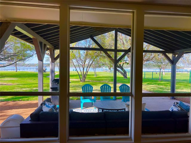 1957 Deer Trail Road, Possum Kingdom Lake, TX 76449