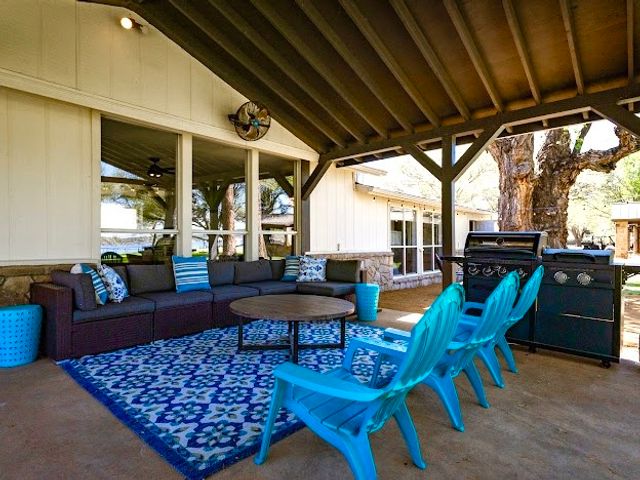 1957 Deer Trail Road, Possum Kingdom Lake, TX 76449