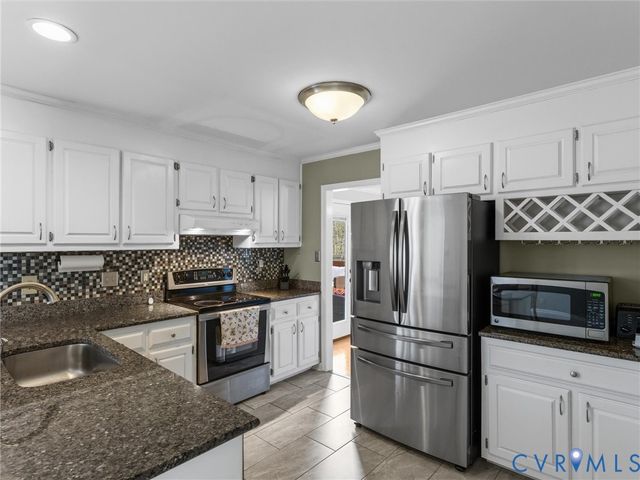 13702 Nashua Ter, Midlothian, VA 23112