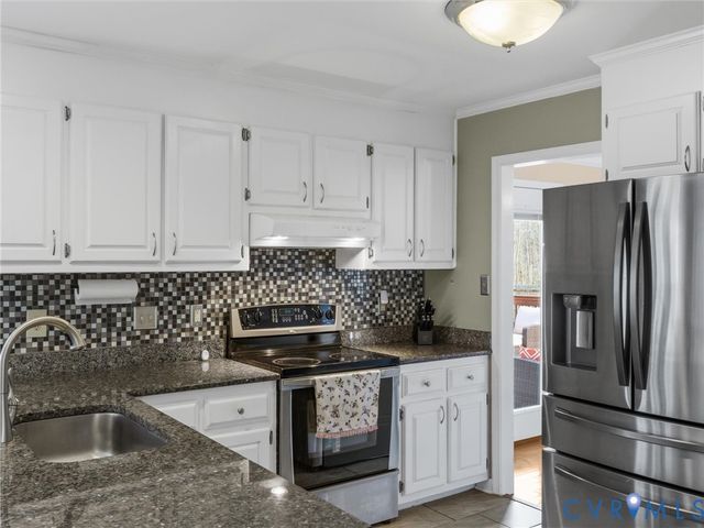 13702 Nashua Ter, Midlothian, VA 23112