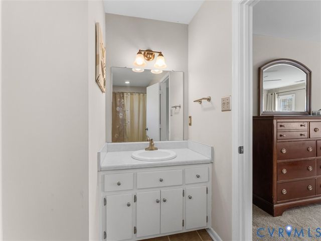 13702 Nashua Ter, Midlothian, VA 23112