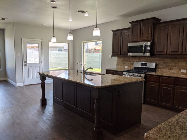 108 Gannet Trail, Argyle, TX 76226