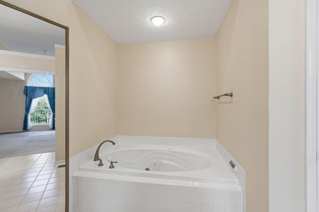 7277 Ridge Edge Court, E, Florence, KY 41042