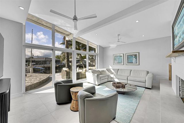 441 SE 14th Avenue, Pompano Beach, FL 33060