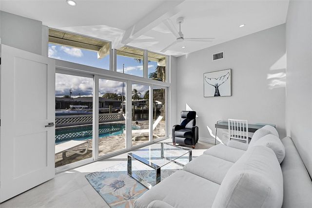 441 SE 14th Avenue, Pompano Beach, FL 33060