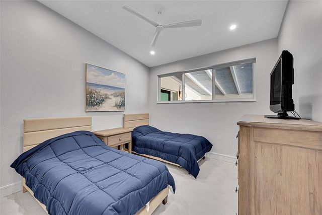 441 SE 14th Avenue, Pompano Beach, FL 33060