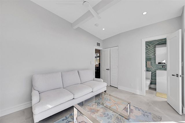 441 SE 14th Avenue, Pompano Beach, FL 33060