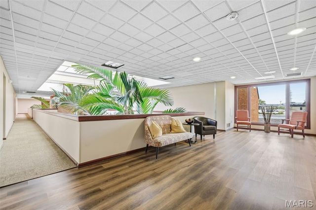 950 E Rue De La Banque 314, St Louis, MO 63141