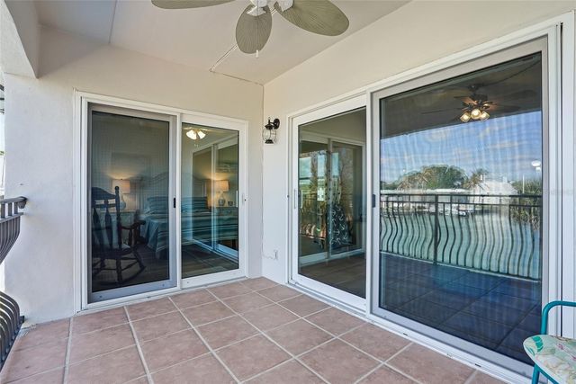 11901 LAGOON LANE 303, Treasure Island, FL 33706