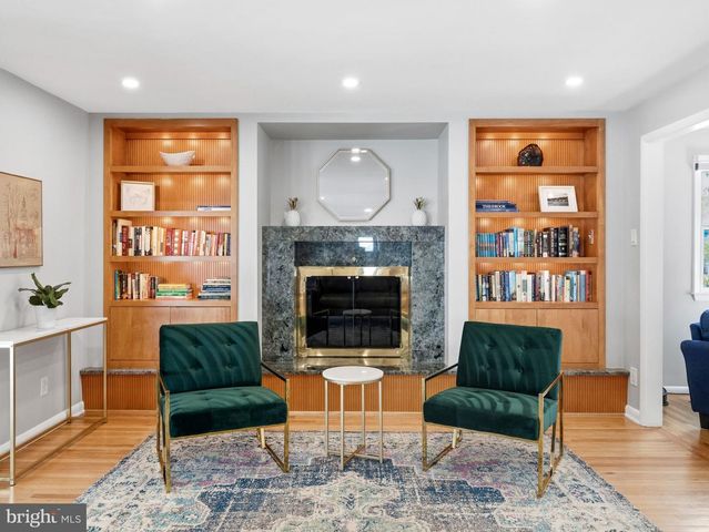 722 CHATHAM RD, Somerdale, NJ 08083