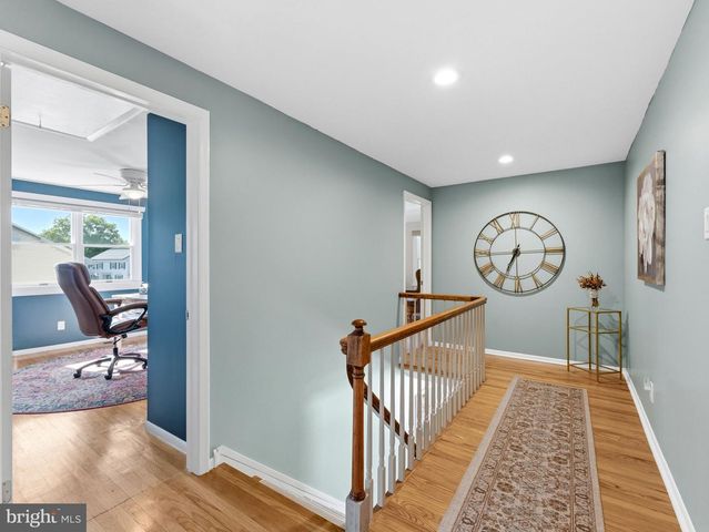 722 CHATHAM RD, Somerdale, NJ 08083