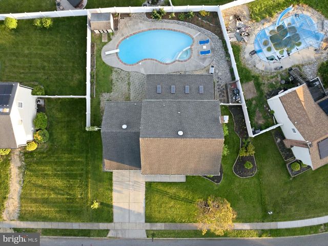 722 CHATHAM RD, Somerdale, NJ 08083