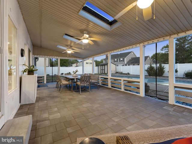 722 CHATHAM RD, Somerdale, NJ 08083