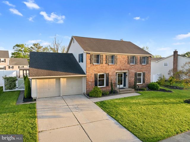 722 CHATHAM RD, Somerdale, NJ 08083