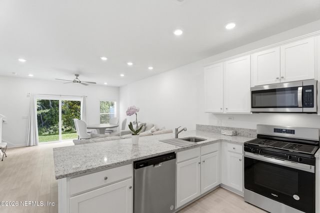 1615 CLUNY Road, Jacksonville, FL 32218