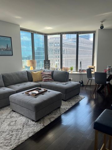 400 N La Salle Drive 2107, Chicago, IL 60654