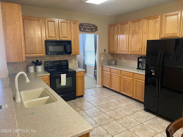 2543 WILLOW CREEK Drive, Fleming Island, FL 32003